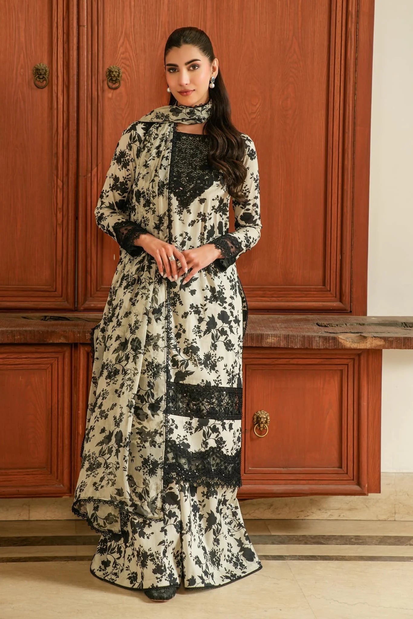 ANEELAS LAWN COLLECTION