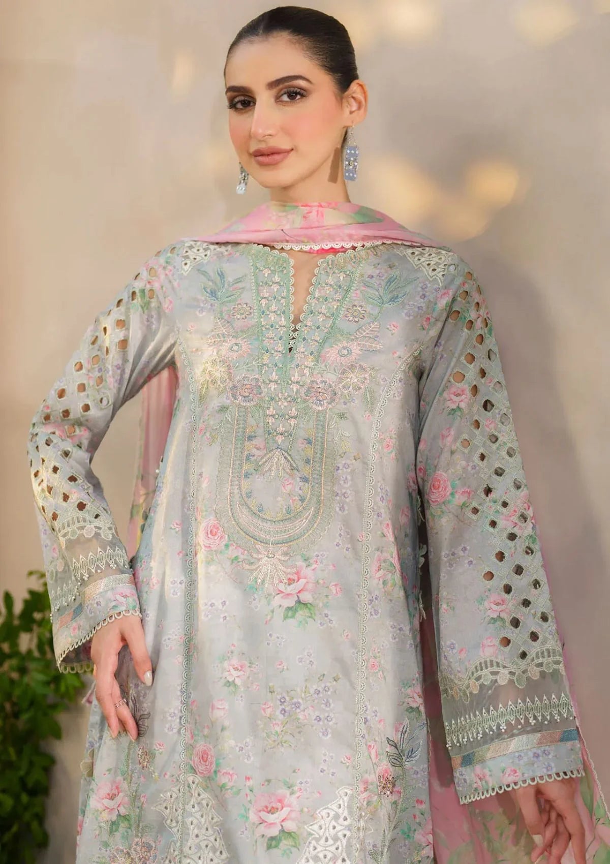 IZNIK LAWN COLLECTION